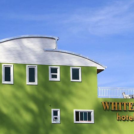 White Cat Hotel Khao Lak Extérieur photo