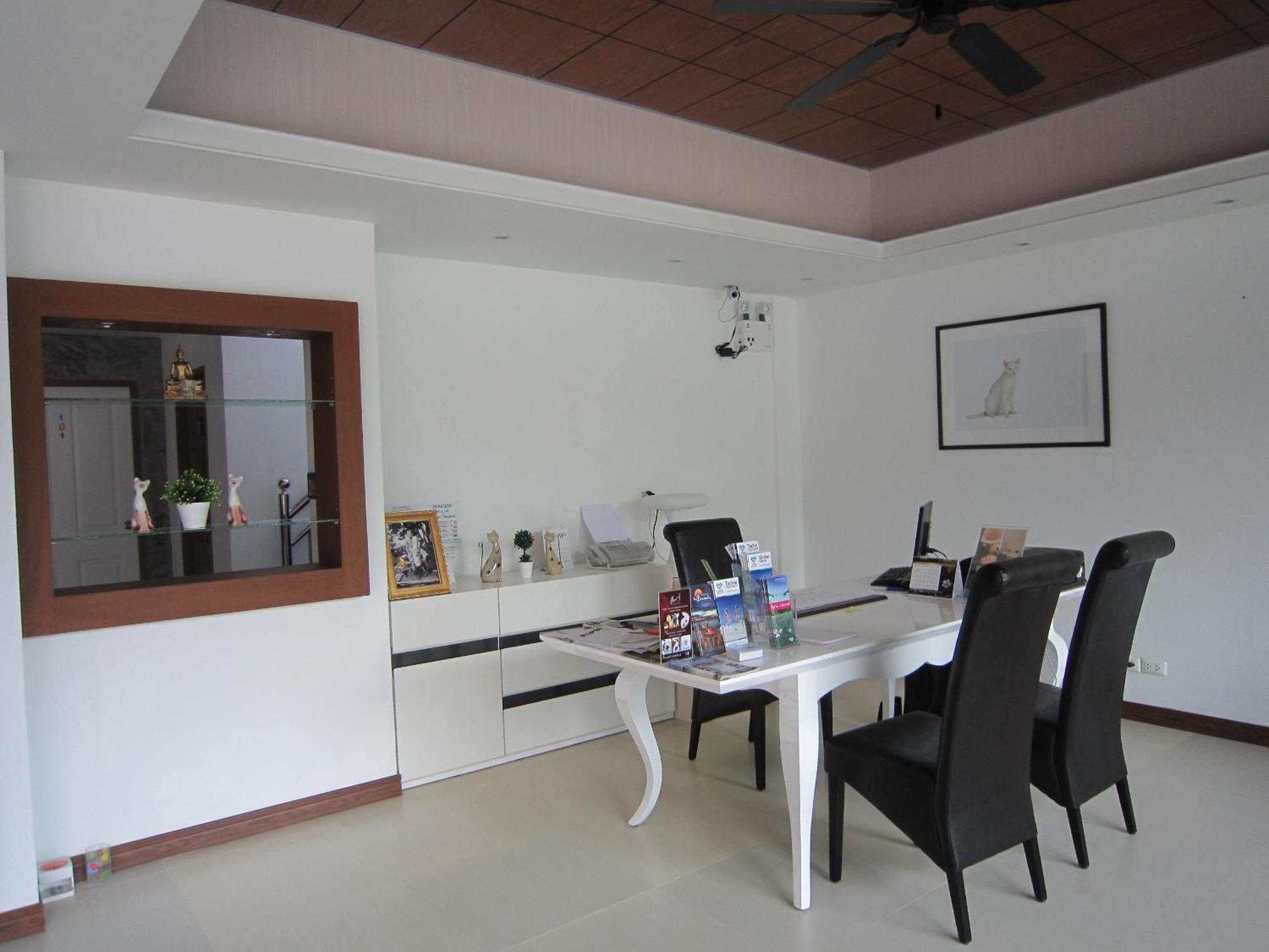 White Cat Hotel Khao Lak Extérieur photo